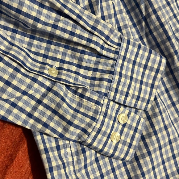 ❤️Michael Kors Button Up - Picture 2 of 5